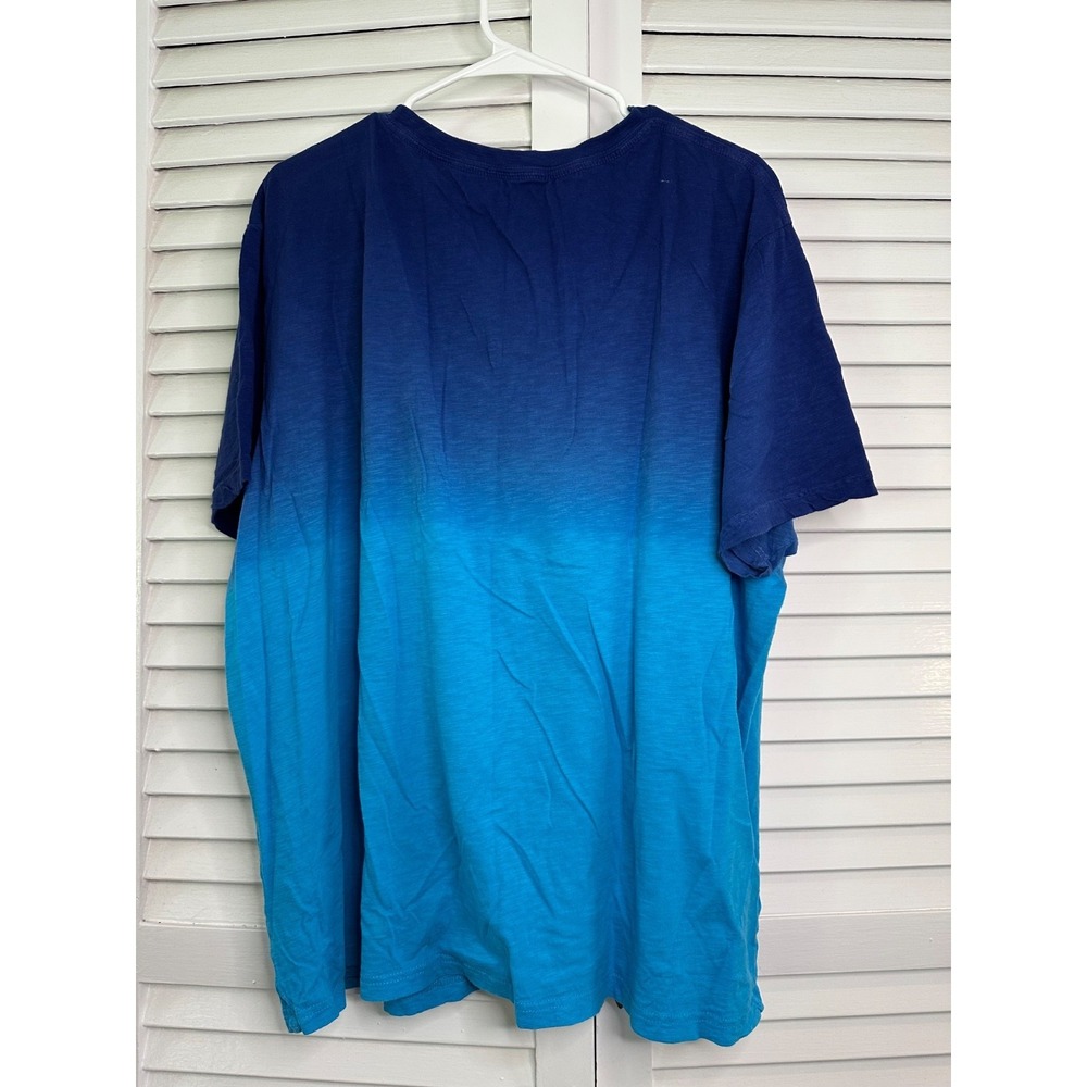 Disney Parks Walt Disney World Size XL Blue Dip Dye 50th Annivesary Castle Shirt - Picture 5 of 5